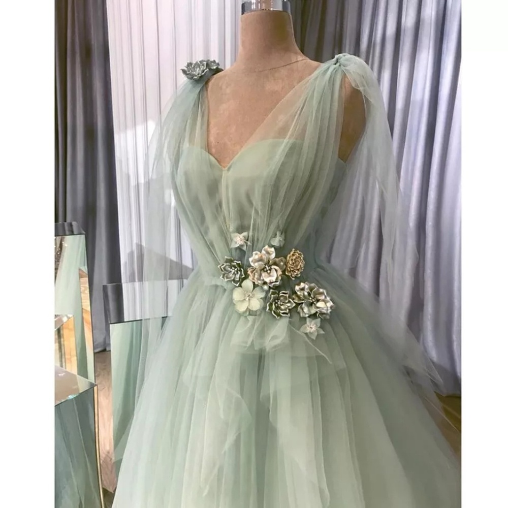 Plus Size Tulle Floral Gown - Picture 2 of 8